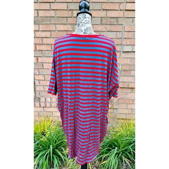 NWT Lularoe Blue & Red Striped Irma Top Size Large - Picture 4 of 9